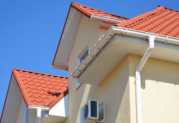 Cost of Fascia Cleaning in Simi Valley