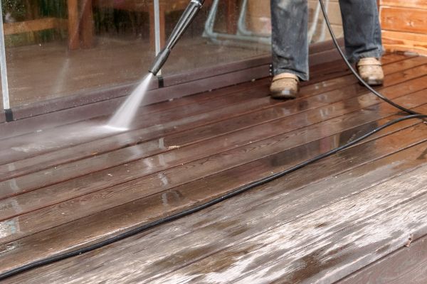 Cost of Pool Deck Power Washing in Simi Valley