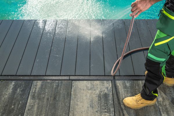 Cost of Pool Area Pressure Cleaning in Simi Valley