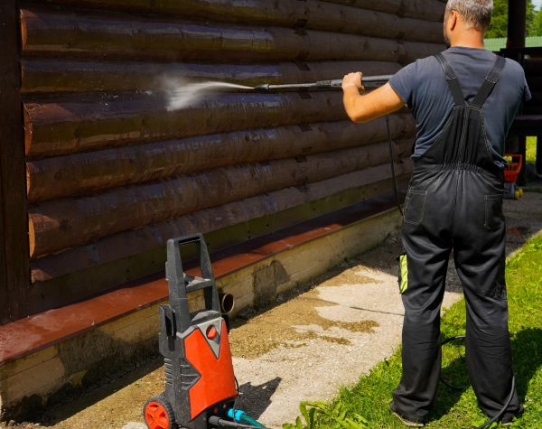 Cost of Log Home Pressure Washing in Simi Valley