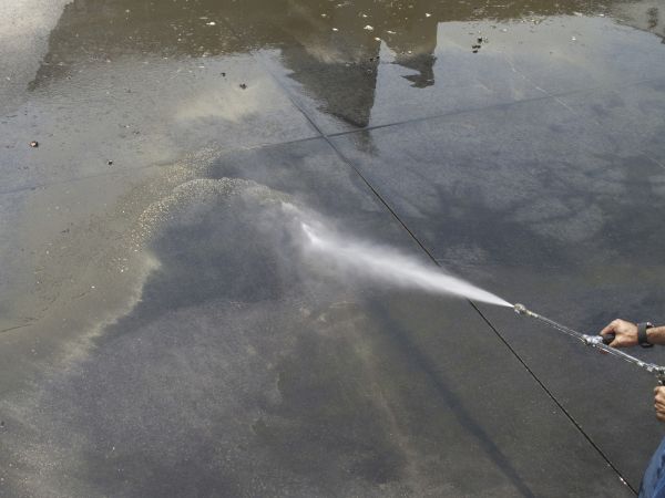 Cost of Exterior Floor Cleaning in Simi Valley