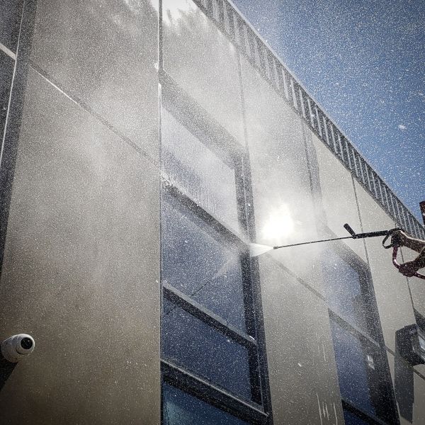 Cost of Exterior Building Washing in Simi Valley